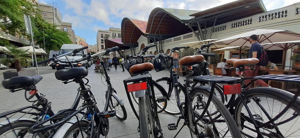 Barcelona: Bike Rental With Delivery and Pickup - Bike Options and Features