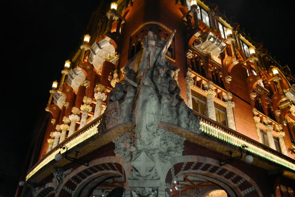 Barcelona Bike Tour by Night With Cava - Booking Information