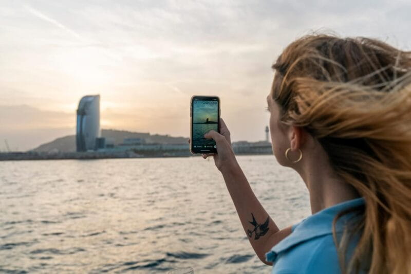 Barcelona: Boat Trip and Panoramic Helicopter Flight - Starting with a Scenic Overview: The Helicopter Flight