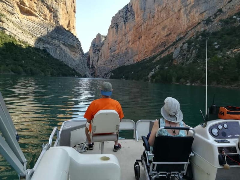 Barcelona: Catamaran trip to the Congost de Mont-rebei - An In-Depth Look at the Catamaran Trip to Congost de Mont-rebei