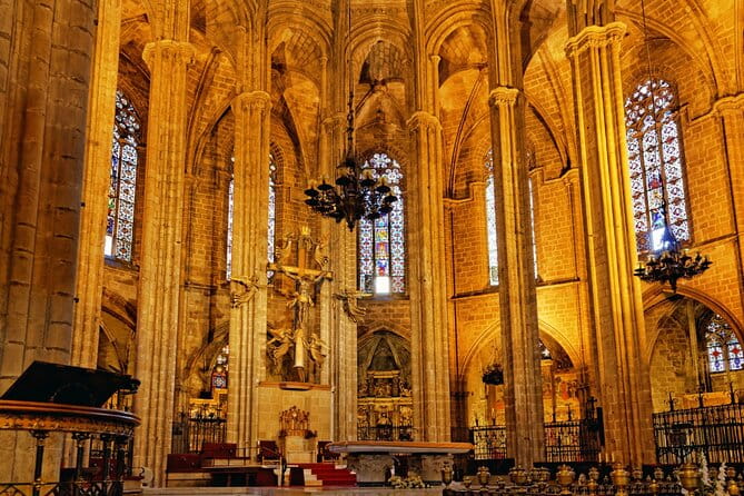 Barcelona Cathedral: Ticket, Guided Tour, Terrace + VR Experience - Final Thoughts: Is This Tour for You?