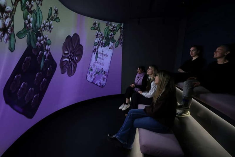 Barcelona & Chocolate Amatller History and Culture + Activity and Tasting - Exploring Barcelona & Chocolate Amatller: An In-Depth Review