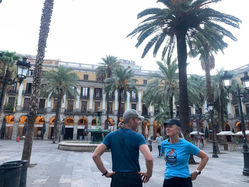 Barcelona: City Highlights Guided Running Tour - Meeting Point Information