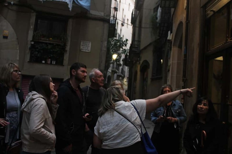 Barcelona: Craft Beer Tasting & Castellers Experience - Discovering the Award-Winning Microbrewery