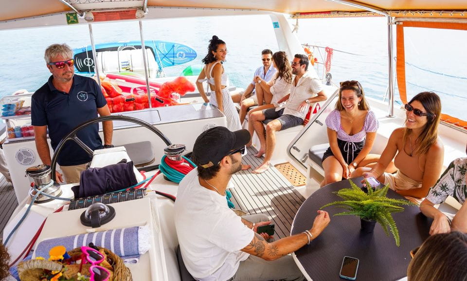 Barcelona: Daytime or Sunset Catamaran Cruise With Drink - Things To Know