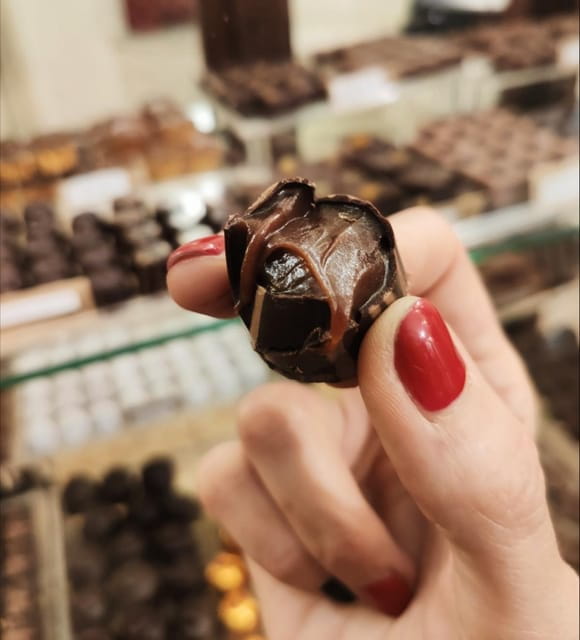 Barcelona: Delicious Chocolate walking tour - Key Points / Takeaways