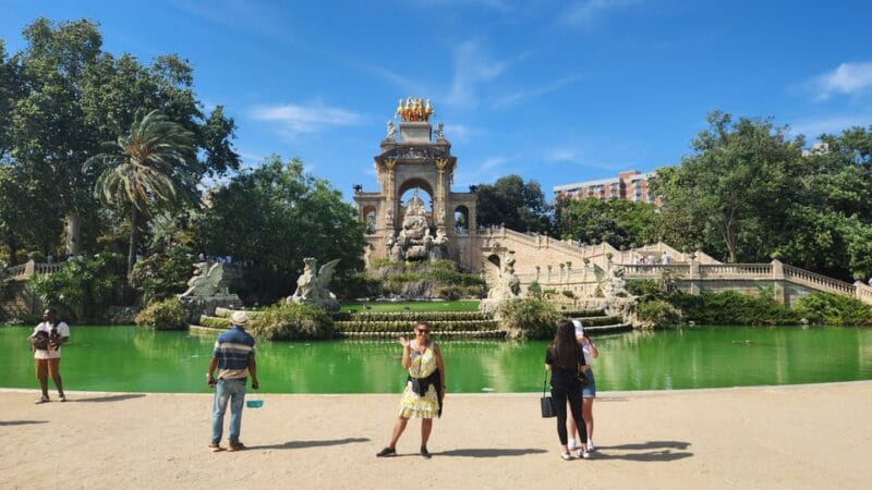 Barcelona: e-scooter and Bike tour - Who Will Love This Experience?