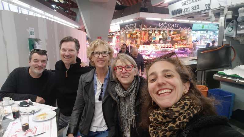 Barcelona El Born: traditions & food tour -tailored tapas! - Exploring Barcelona’s Historic Heart with a Personal Touch