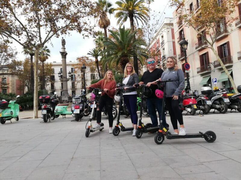 Barcelona: Electric scooter tour along the promenade and parks - What Travelers Can Expect