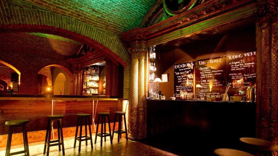 Barcelona: Exclusive Flamenco Show at El Paraigua With Drink - Show Experience