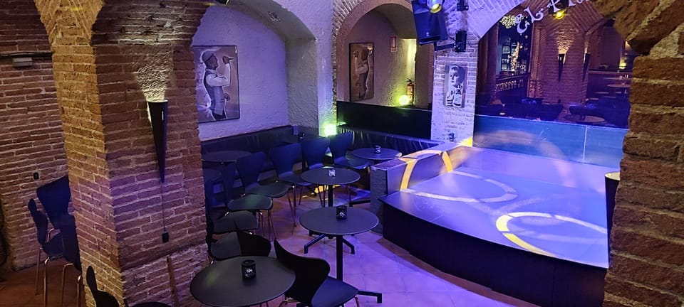 Barcelona: Exclusive Flamenco Show at El Paraigua With Drink - Customer Reviews