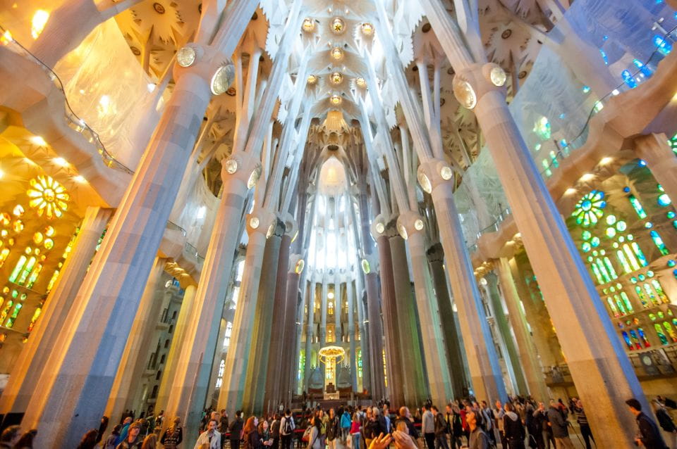 Barcelona: Fast-Track Sagrada Familia and Towers Guided Tour - Key Points