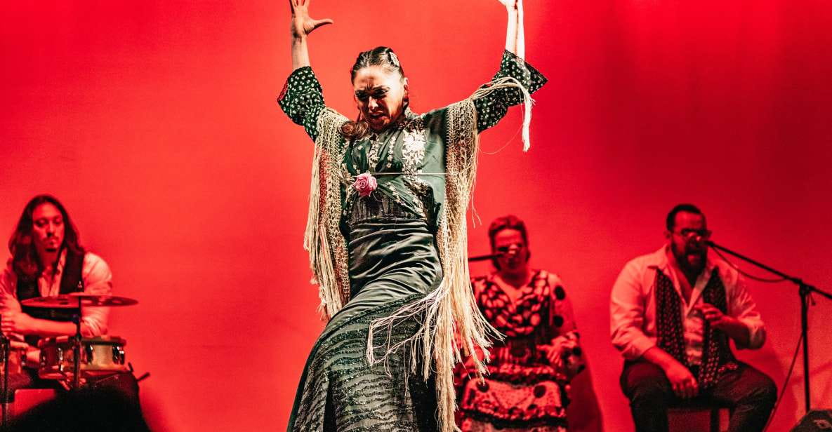 Barcelona: Flamenco Show at City Hall Theater - Key Points