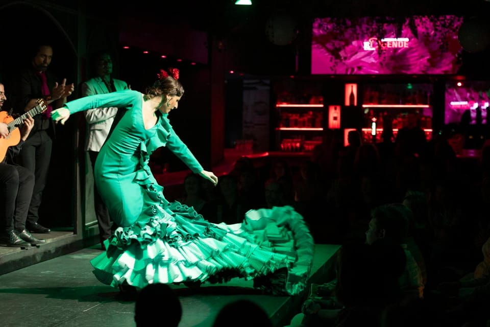 Barcelona: Flamenco Show With Drink at La Rambla - Key Points