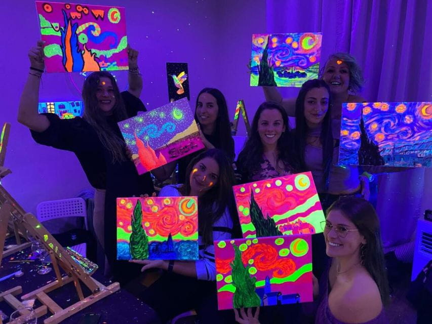 Barcelona: Fluorescent Paint and Wine Workshop - Workshop Details