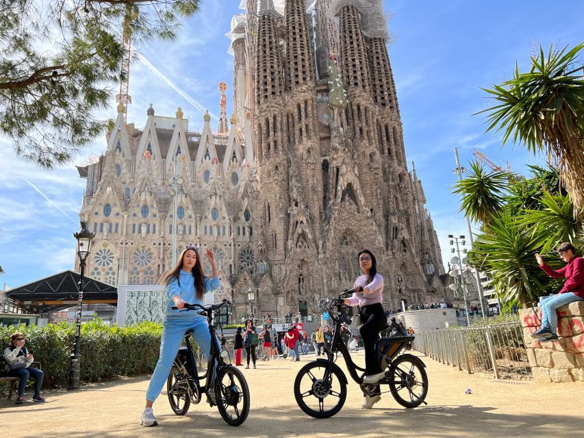 Barcelona: Gaudi Guided E-Bike Tour - Experience Highlights