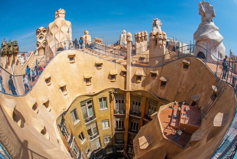 Barcelona: Gaudís City Masterpieces Self-Guided Audio Tour - Key Points