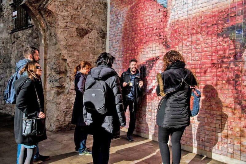 Barcelona: Gothic Quarter Gems Private Walking Tour - Key points/Takeaways