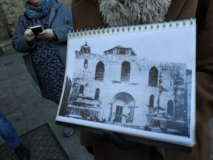 Barcelona: Gothic Quarter Walking Tour With Optional Pintxos - Tips for Your Walk