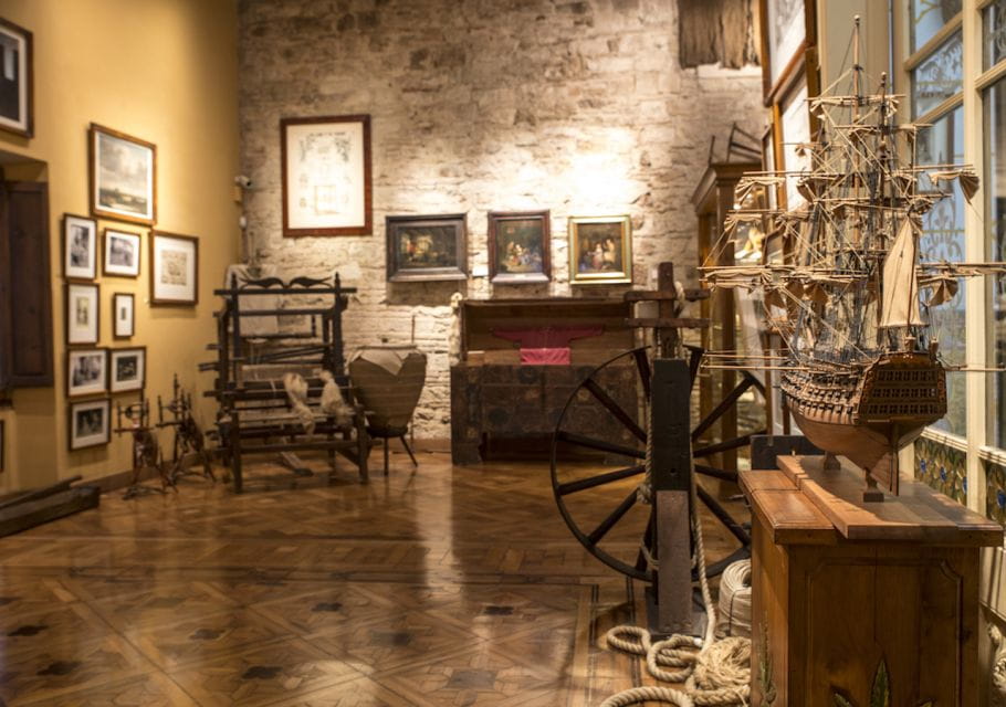 Barcelona: Hash Marihuana & Hemp Museum Entry Ticket - Cannabis History and Culture