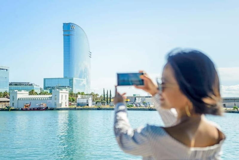 Barcelona: Helicopter, Boat Ride, and Old Town Walking Tour - Key Points and Takeaways