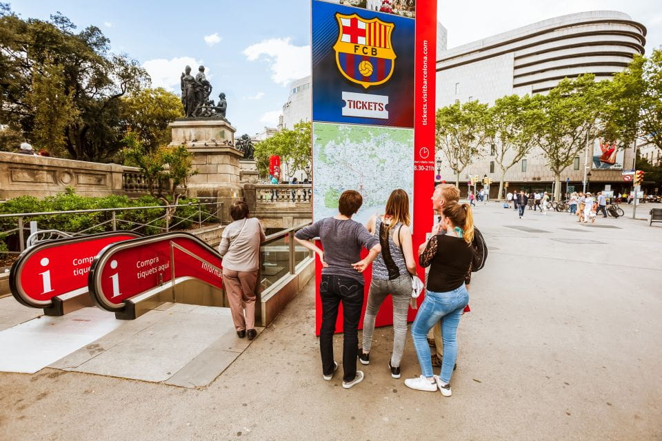 Barcelona: Hello Barcelona Public Transport Travel Card - Booking and Payment Information