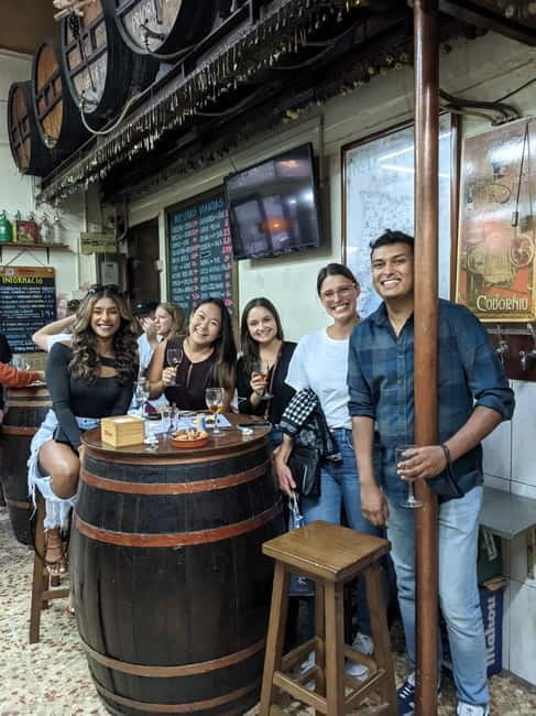 Barcelona: Hidden Bars and Authentic Tapas Journey - Sampling the Best Spanish Wines and Cava