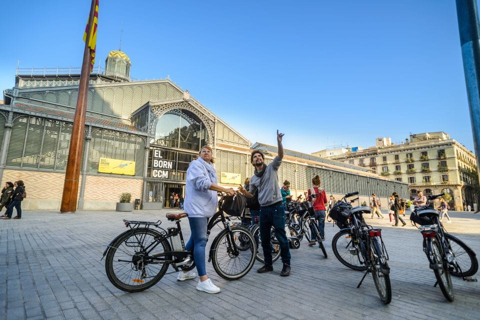 Barcelona: Highlights E-Bike Tour With Tapas - Things To Know