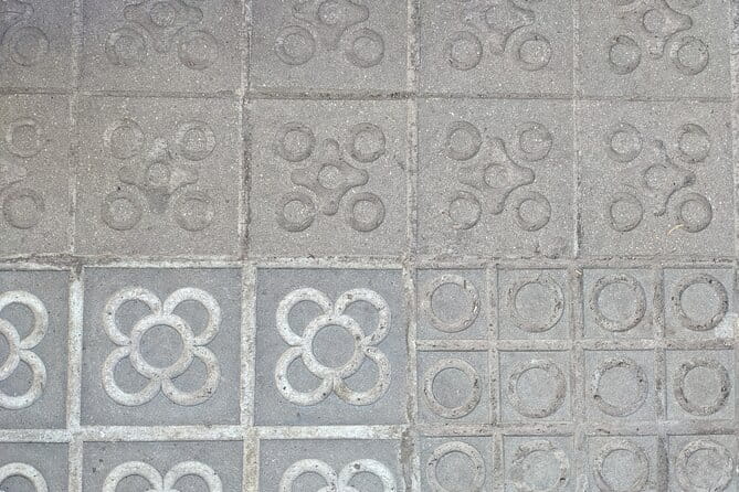 Barcelona Highlights Full Day Tour with a Licensed Tour Guide - Analyzing the Itinerary: From the Gothic Quarter to Gaudí’s Masterpieces