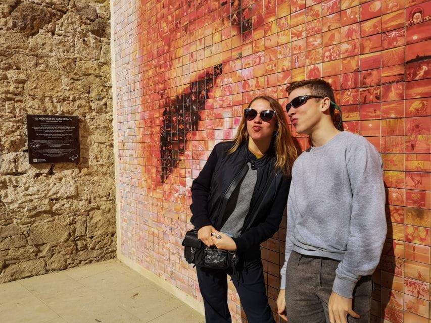 Barcelona: Highlights & Gems Private Tour With Tapa & Drink - Tour Details