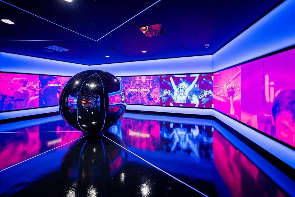 Barcelona Hop-On Hop-Off Bus and FC Barcelona Immersive Tour - Customer Feedback and Ratings