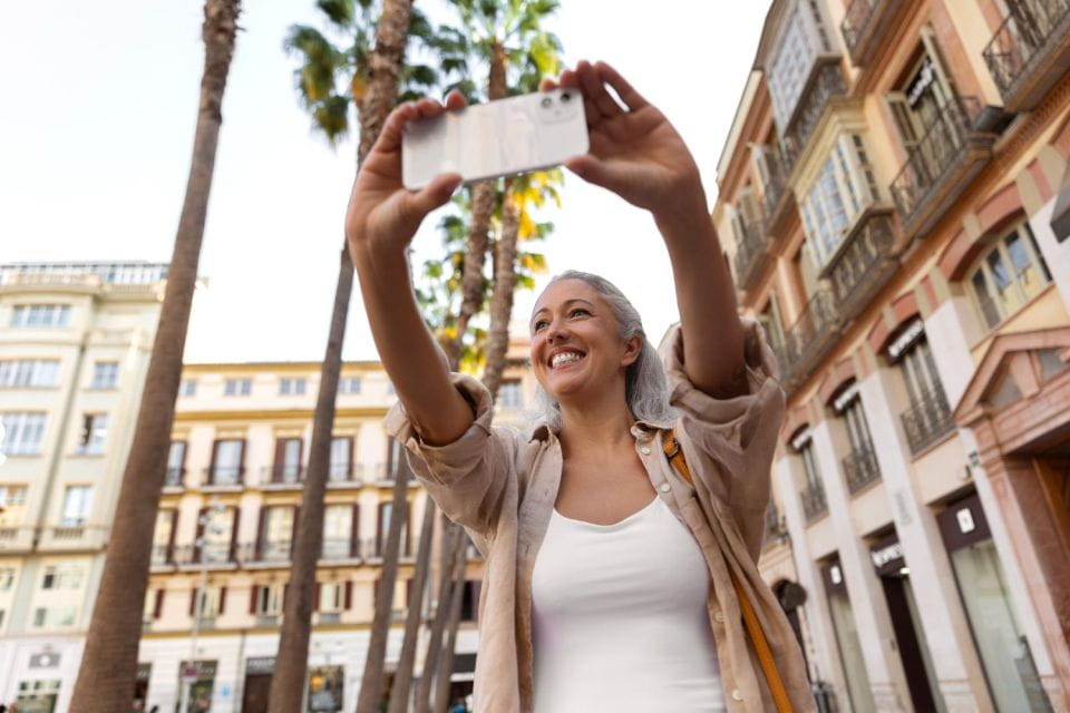 Barcelona: Insta-Perfect Walk With a Local - Things To Know
