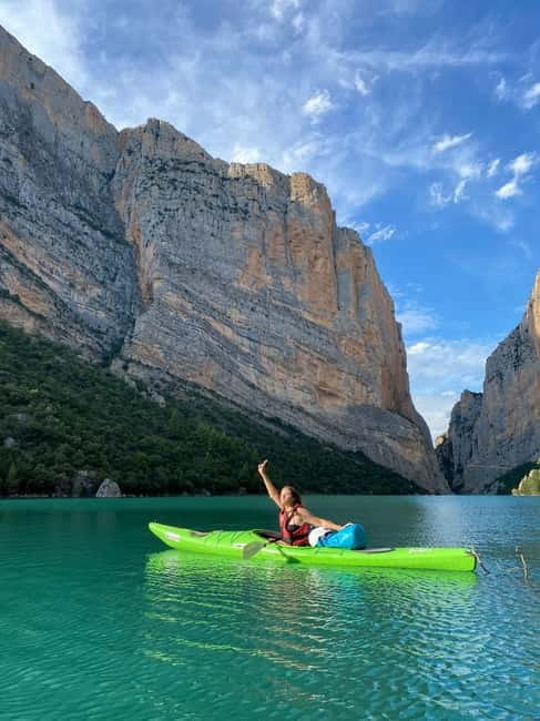 Barcelona: Kayak rental in the Mont-rebei gorge - Who Should Consider This Experience?