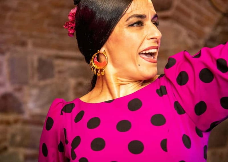 Barcelona: Las Brujas Flamenco Club Show Ticket - Key points / Takeaways