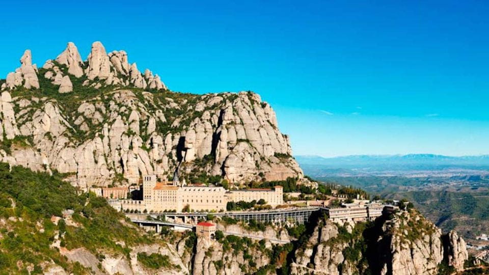 Barcelona: Montserrat Railway, Museum Tickets, & Audio Guide - Transportation Details