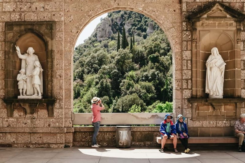 Barcelona: Montserrat Reduced Group & Optional Wine Tour - Key points / Takeaways