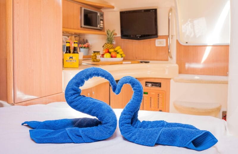 Barcelona: Night on a private Yatch with romantic dinner - Discover the Magic of a Private Night on a Barcelona Yacht