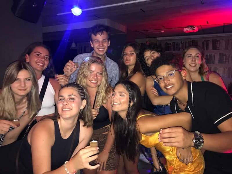 Barcelona Night Walking Tour - Key Points / Takeaways