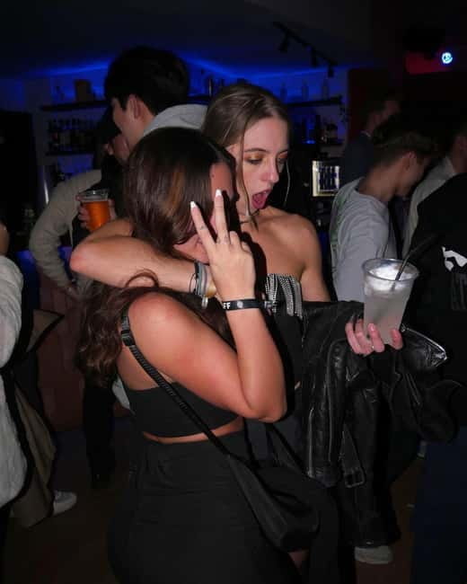 Barcelona Night Walking Tour - Discovering Barcelona’s Nightlife Districts