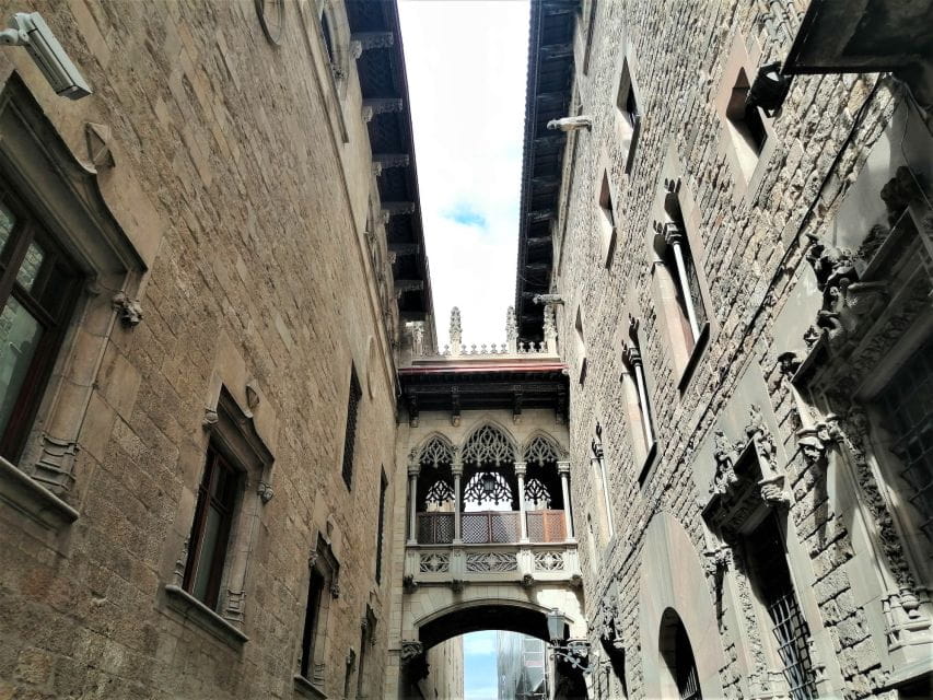 Barcelona Old Town Tour With Optional Flamenco Show - Things To Know