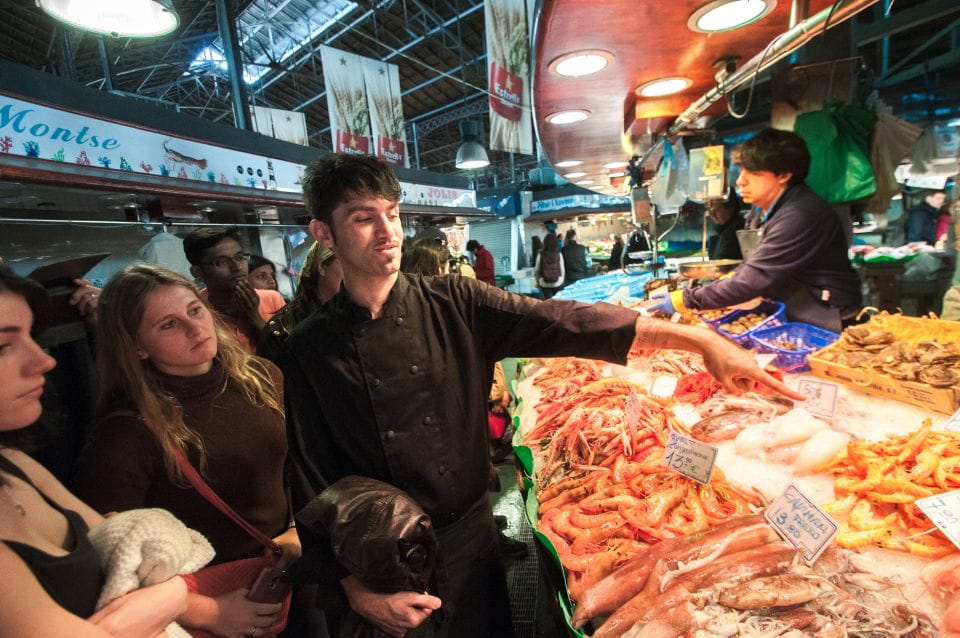 Barcelona: Paella Cooking Experience & Boqueria Market Tour - Customer Feedback and Ratings