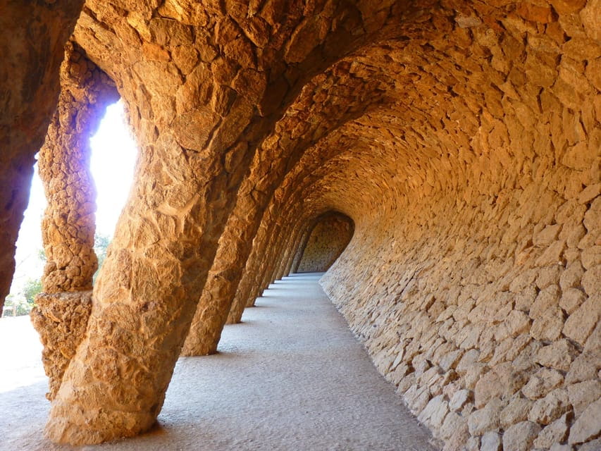 Barcelona: Park Güell Guided Tour - Tips for Visitors