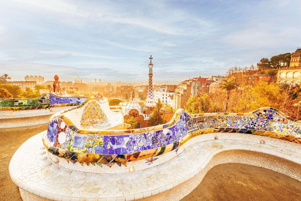 Barcelona: Park Güell Guided Tour With Fast-Track Ticket - Tips for Visitors