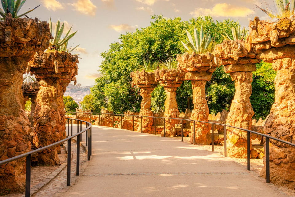 Barcelona: Park Güell Guided Tour With Fast-Track Ticket - Things To Know