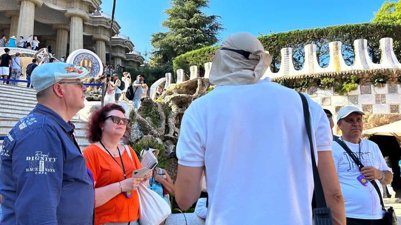 Barcelona: Park Güell Guided Tour with Skip the Line Ticket - Key points / Takeaways