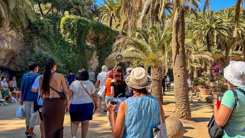 Barcelona: Park Güell Guided Tour with Skip the Line Ticket - Who Will Love This Tour?