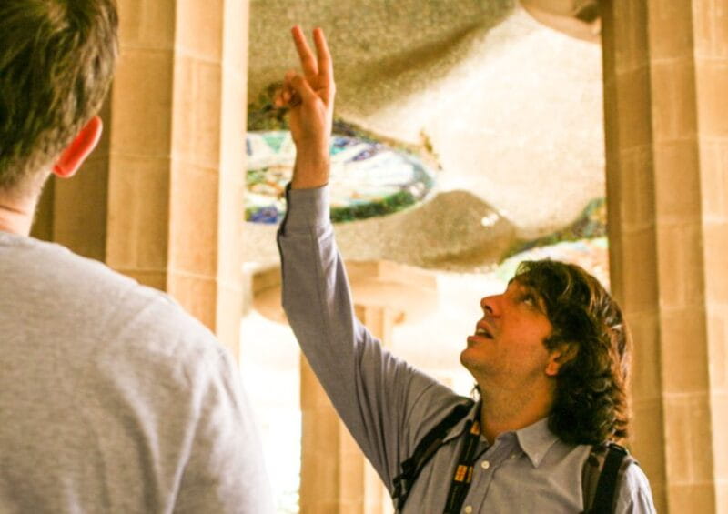 Barcelona: Park Güell & La Sagrada Familia Tickets and Tour - Transitioning to Park Güell