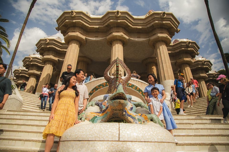 Barcelona: Park Güell Private Photography Experience - Key Points