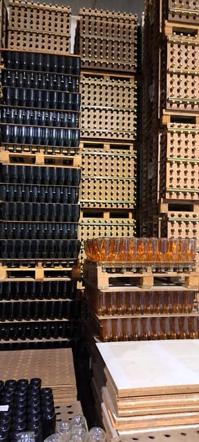 Barcelona: Penedès Vineyard Horseback Ride with Wine Tasting - Savoring Catalan Cuisine: A Three-Course Lunch