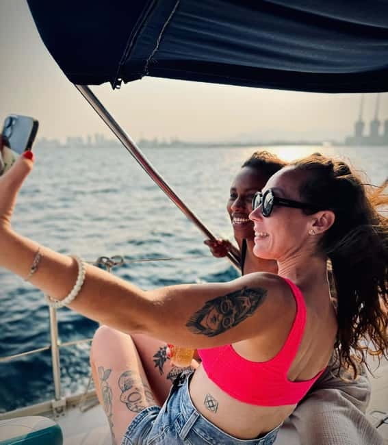 Barcelona: Private Boat Tour for 2, Swim, Snack and Drinks - Final Thoughts